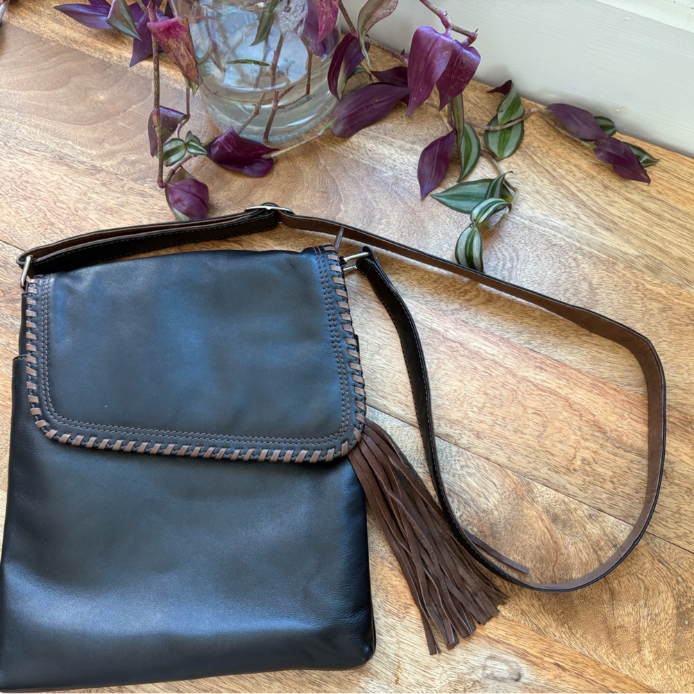 Brown Vegan Leather Crossbody Bag with Tassle